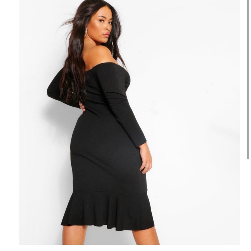 Size 20 beautiful off the shoulder ruffle hem dress , black